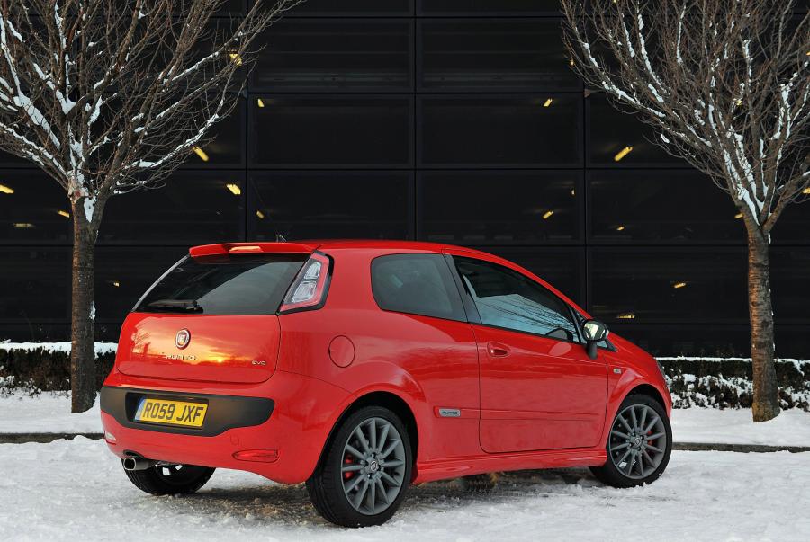  Fiat Punto Evo 2010 года  (фото 61 из 70)